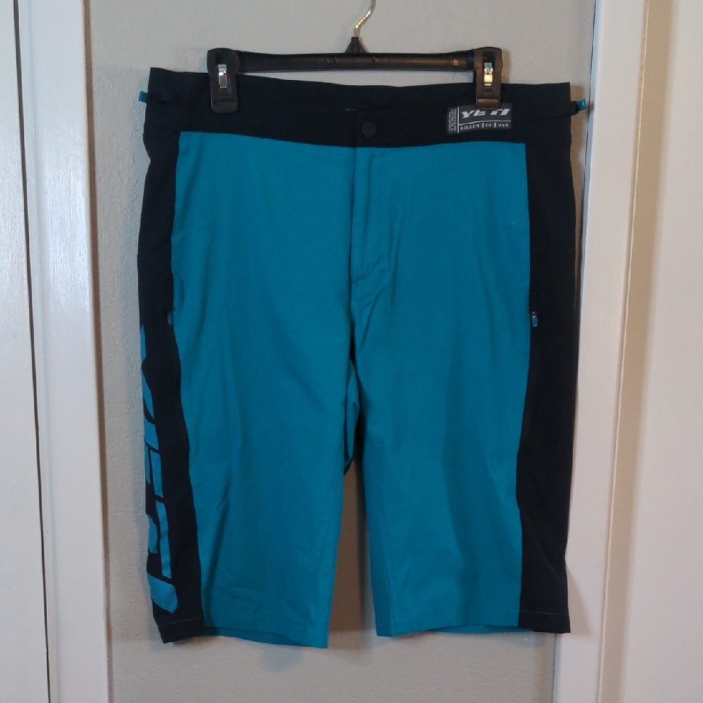 Yeti Cycles Men's Turquise and Black Mountain Bike Short, Large